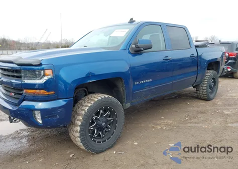 2018 Chevrolet Silverado 1500 2Lt z USA, uszkodzony, nr VIN 3GCUKREC5JG408722
